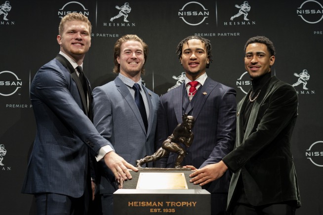 Back-to-back: Young gives Alabama consecutive Heisman wins