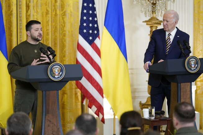 Zelenskyy tells Biden: 'No compromises' in path to peace