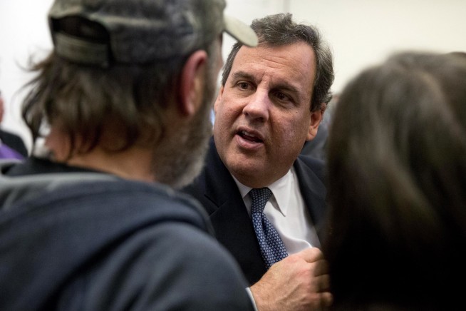 The Latest: Clinton wins Iowa Democratic caucuses