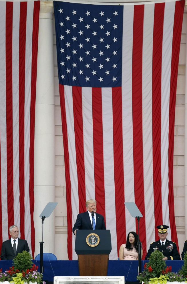 Trump honors fallen and families in Memorial Day address