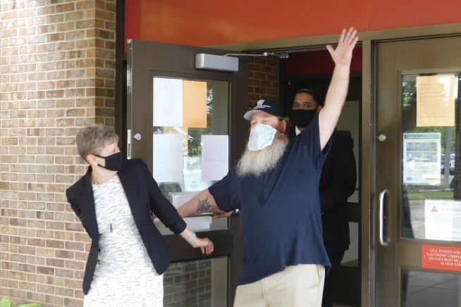 Michigan man exonerated of murder after 32 years in prison