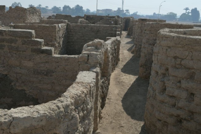 Archeologists unearth an ancient pharaonic city in Egypt