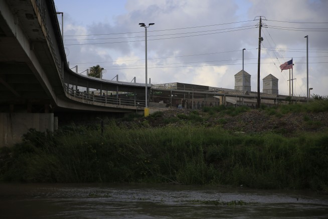 Migrant: Young family ignored advice against border swim