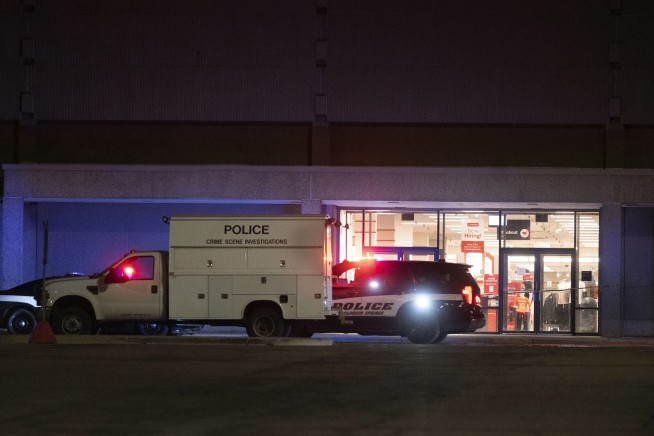 Christmas Eve shooting at Colorado mall leaves 1 dead and 3 injured