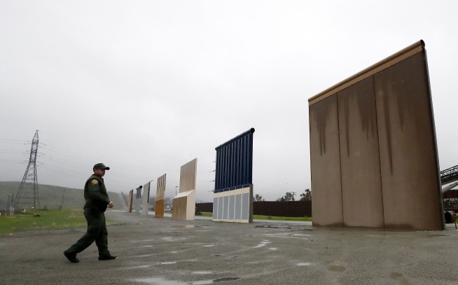 Appeals court: Trump can't use Pentagon cash for border wall