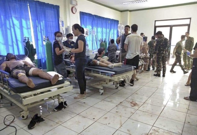 20 dead as bombs target Sunday Mass in Philippine cathedral