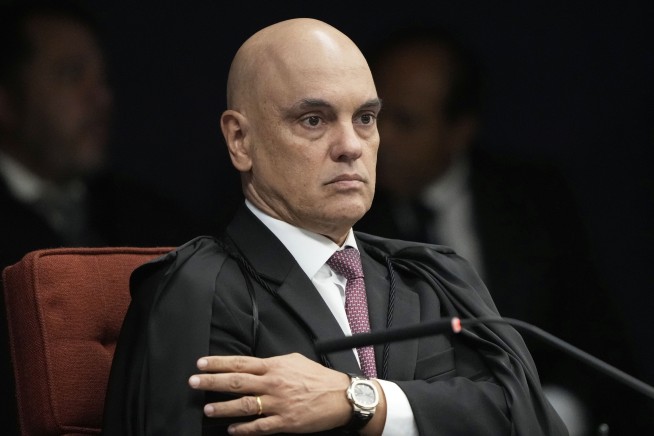 Brazilian Supreme Court panel sentences Bolsonaro to more than 27 years in prison for coup attempt