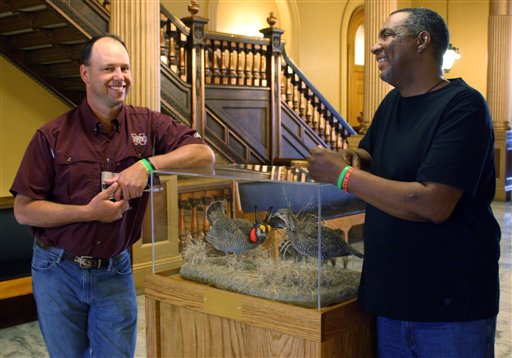 Kansas farmer gets kidney donation from hunter