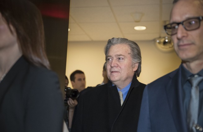 Bannon interviewed in Mueller's Russia investigation