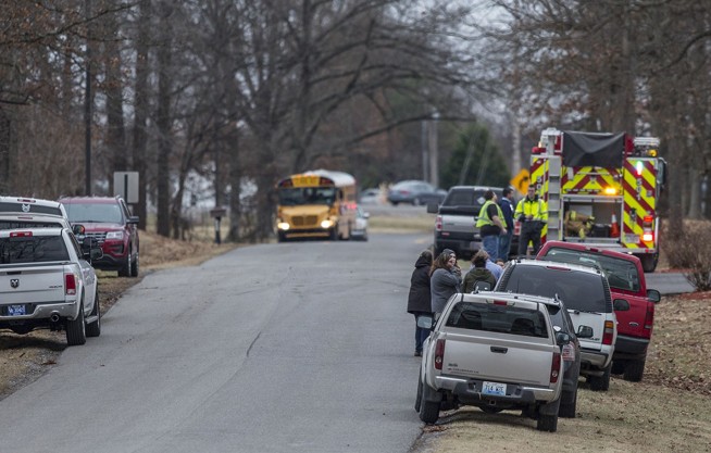 2 dead, 17 injured in Kentucky school shooting; suspect held