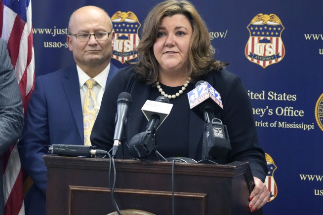 White ex-officers in Mississippi plead guilty to racist assault on 2 Black men during raid