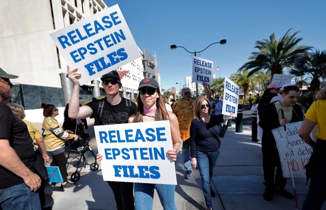 In reversal, Trump says House Republicans should vote to release Epstein files