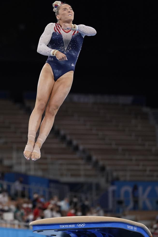 Olympic champion Sunisa Lee adds bronze on uneven bars ...