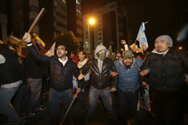 Leftist Moreno heading to disputed win in Ecuador election