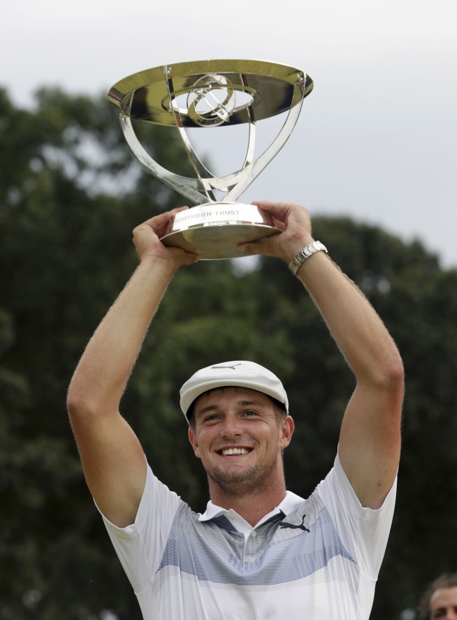 DeChambeau sails to victory in FedEx Cup playoff opener