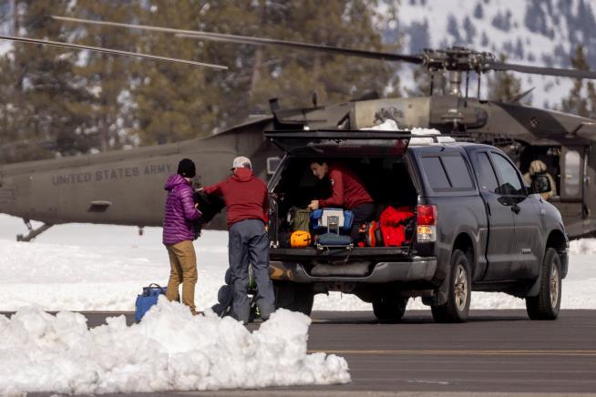 Crews recover bodies of 9 backcountry skiers days after California avalanche