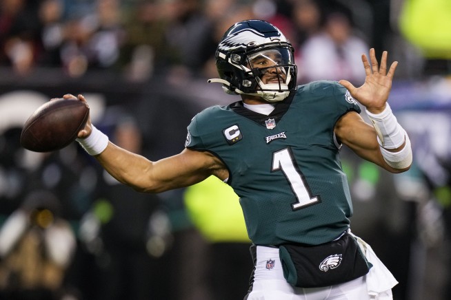 Hurts, Eagles soar into Super Bowl, rout 49ers for NFC title