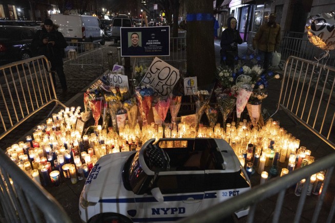 2nd NYPD officer dies, days after Harlem shooting