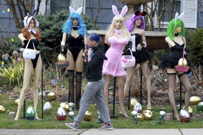 Dentist vows to put racy Easter display back up