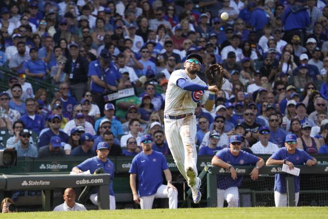 Amazing Grace! Cubs first baseman Mark Grace will be inducted into the Cubs  Hall of Fame this weekend.