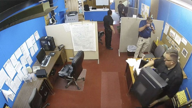 Kansas police chief who led raid on small weekly newspaper has resigned, official says