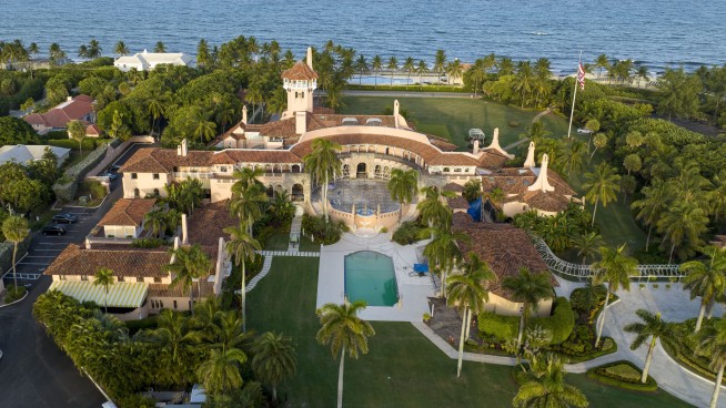 Trump seeks special master to review Mar-a-Lago documents