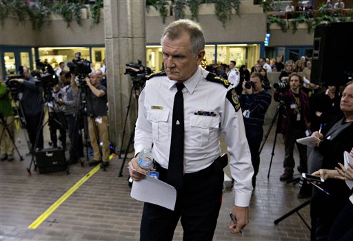 Canada police: 9 dead in 3 crime scenes