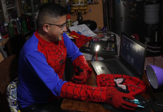 Bolivian schoolteacher gives virtual classes as superhero