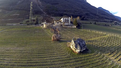 PHOTOS: Boulder nearly wipes out Italian farmhouse