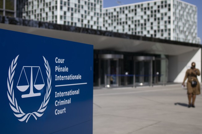 International court issues war crimes warrant for Putin