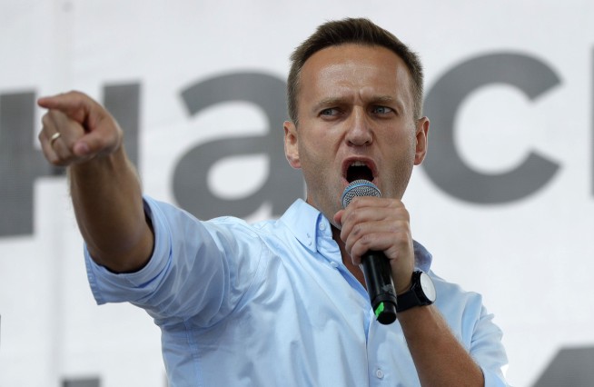 Hospital: Russia's Alexei Navalny out of coma, is responsive