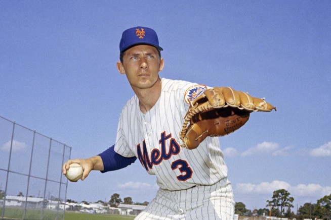 Bud Harrelson, scrappy Mets shortstop who once fought Pete Rose, dies at 79