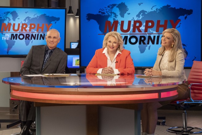 Hillary Clinton appears on premiere of new 'Murphy Brown'
