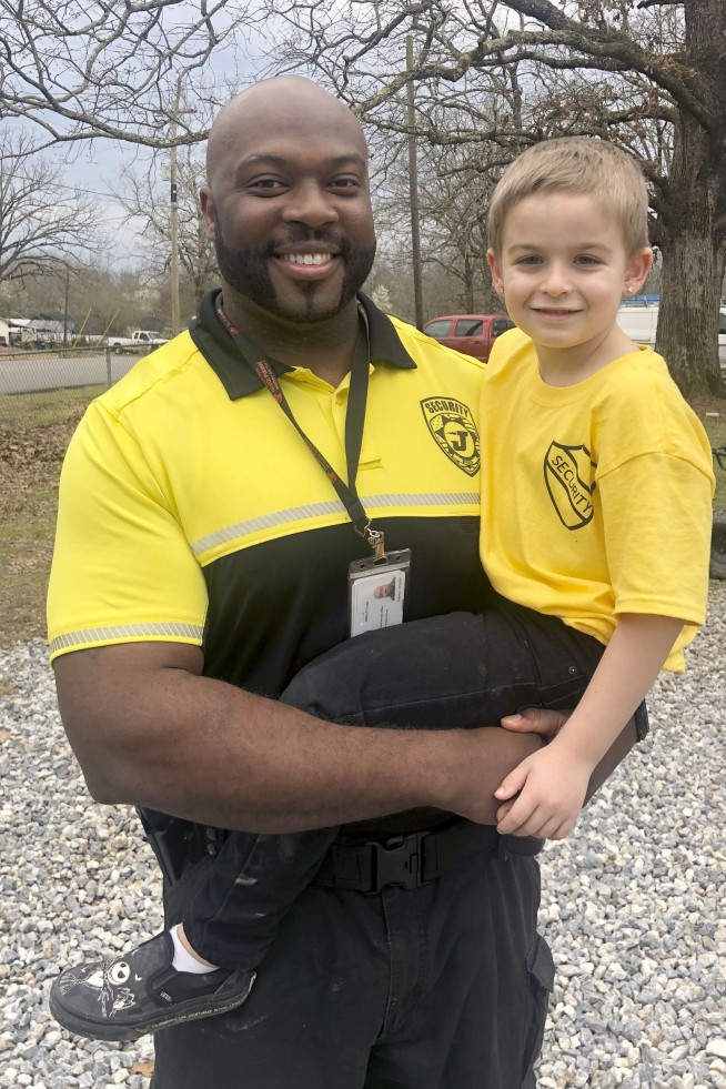 Arkansas boy dresses as security officer for school event
