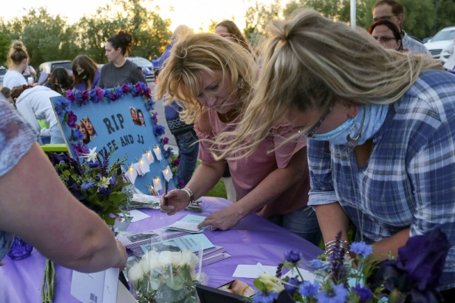 Documents: Cellphone pings helped find children's bodies