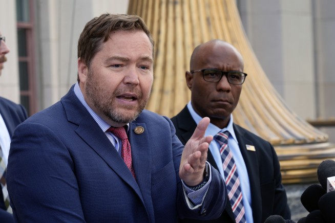 Man agrees to plead guilty for flying drone that damaged firefighting aircraft in LA wildfire