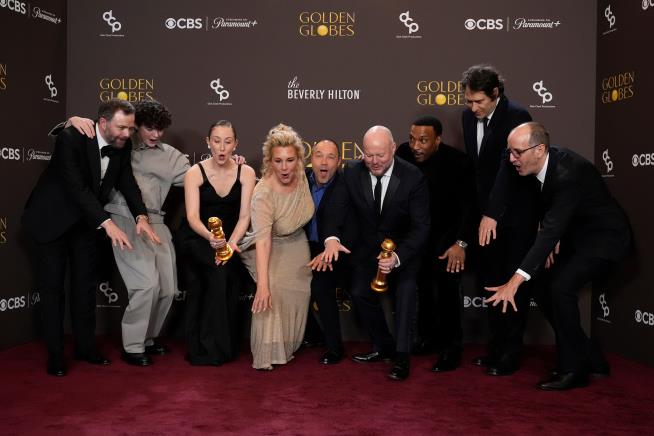 'Hamnet' and 'One Battle After Another' take top honors at Golden Globes