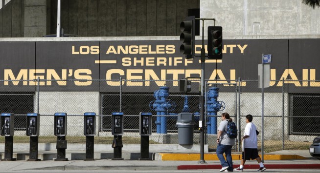 Lack of buses keeps Los Angeles jail inmates from court appearances and contributes to overcrowding