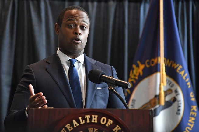 AG seeks delay in releasing Breonna Taylor grand jury files