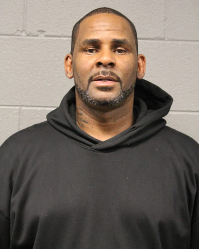 R&B star R. Kelly enters not-guilty plea in sex abuse case