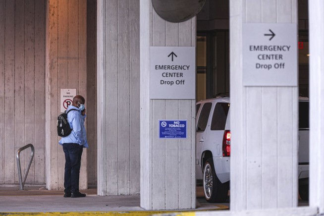 Police arrest 1 of 2 in Austin mass shooting that wounded 14