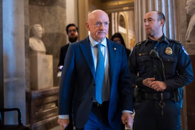 Sen. Kelly sues the Pentagon over attempts to punish him, declaring it unconstitutional