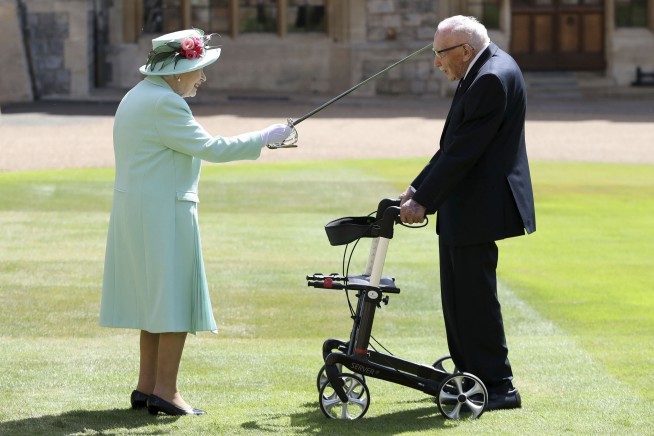 Queen makes Capt. Tom a knight at 100, no kneeling required