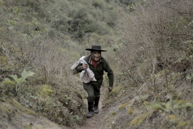 No-rent lifestyle: Argentine man's lived 40 years in a cave