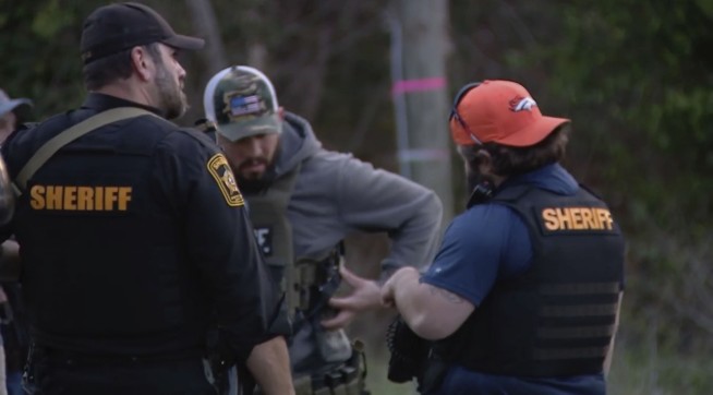 3 dead and 3 wounded in mass shooting in Virginia in which at least 1 shooter is on the loose