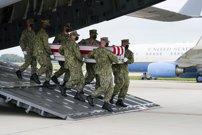 Biden pays respects to US troops killed in Afghanistan
