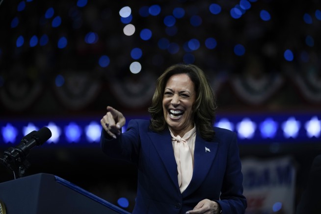 Harris introduces new running mate Minnesota Gov. Tim Walz as the 'vice president America deserves'