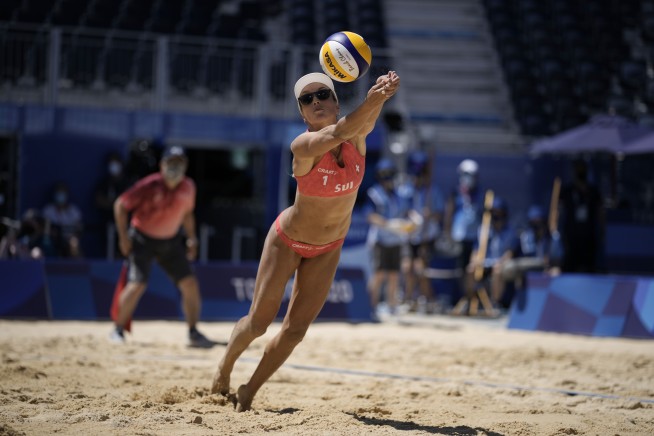 Olympic Latest: German cycling official banned for slur