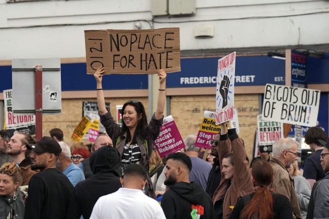 British police prepared for far-right agitators. They found peaceful anti-racism protesters instead