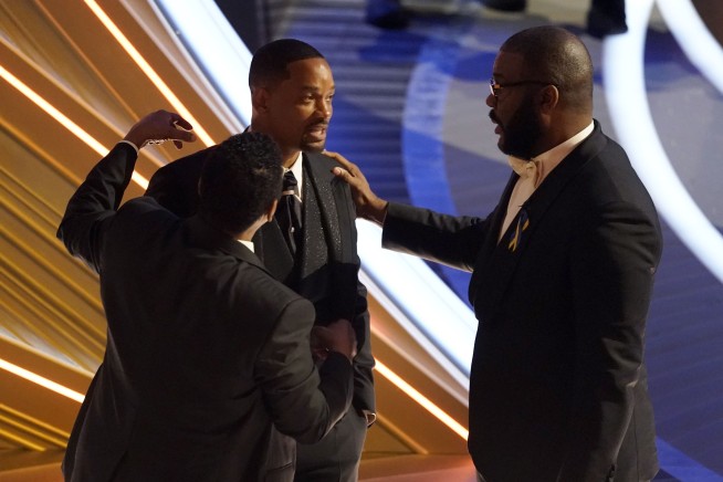 Comedians react with horror at Will Smith's Oscar slap